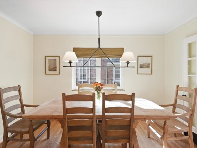 1259 Grayton, Grosse Pointe Park, MI 48230