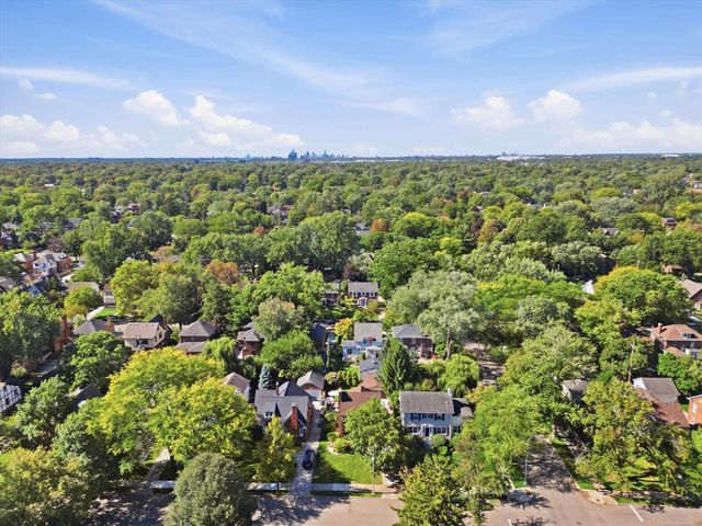 1259 Grayton, Grosse Pointe Park, MI 48230