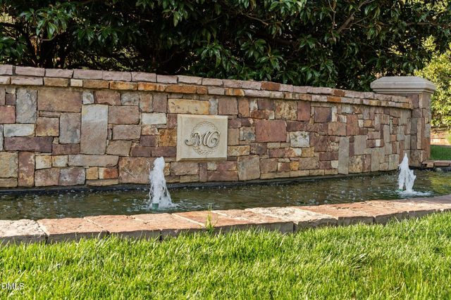 105 Walter Hagen Drive, Mebane, NC 27302