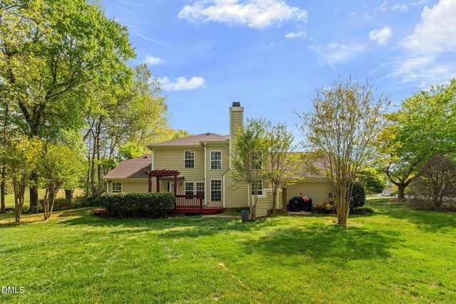 105 Walter Hagen Drive, Mebane, NC 27302