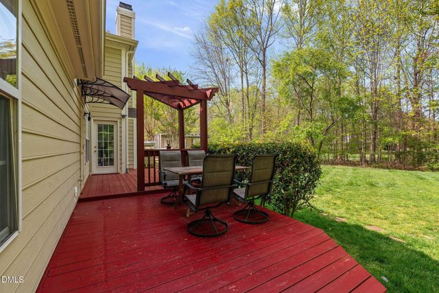 105 Walter Hagen Drive, Mebane, NC 27302