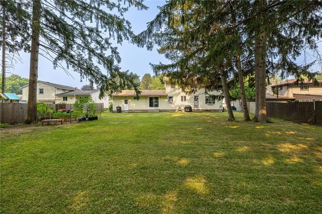 26 Astronaut Drive, Irondequoit, NY 14609