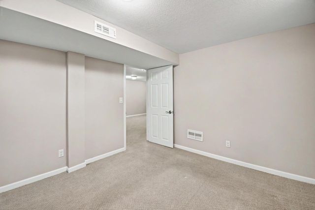 666 3rd Avenue NW, New Brighton, MN 55112