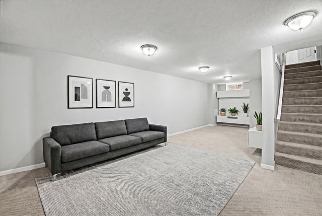 666 3rd Avenue NW, New Brighton, MN 55112