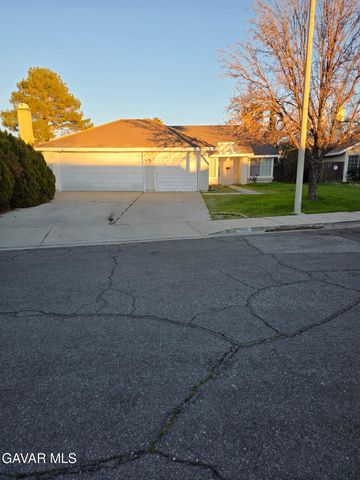 37422 Morning Circle, Palmdale, CA 93550