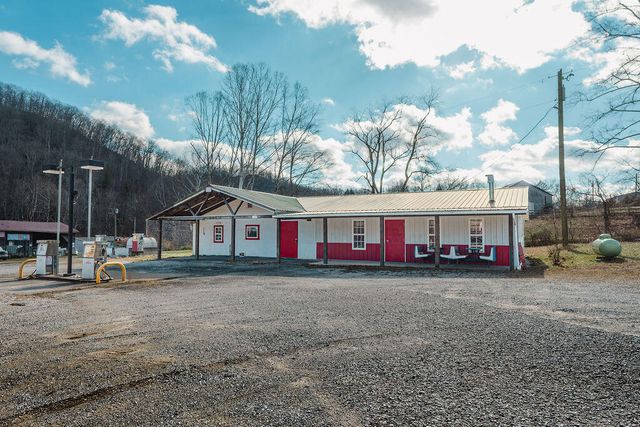 40 Hidden Treasure Lane, Vanceburg, KY 41179