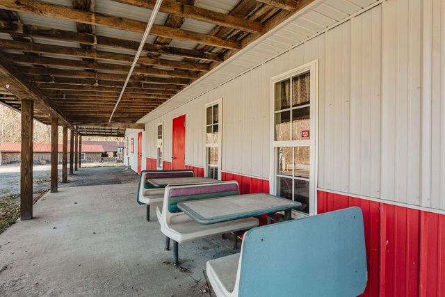 40 Hidden Treasure Lane, Vanceburg, KY 41179