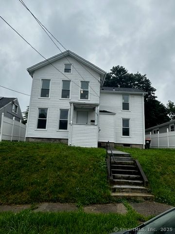 76 Columbus Avenue, Meriden, CT 06451