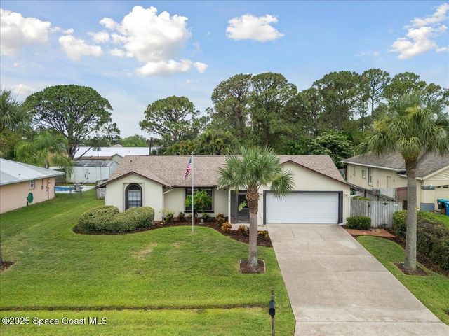 1708 Nanton Street NW, Palm Bay, FL 32907