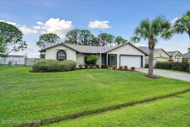 1708 Nanton Street NW, Palm Bay, FL 32907