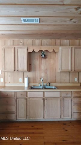 110 Rosenbaum Drive, Poplarville, MS 39470