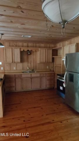 110 Rosenbaum Drive, Poplarville, MS 39470