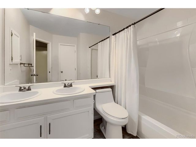 1811 S Quebec Way 205, Denver, CO 80231