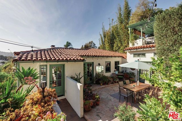 3024 Angus Street, Los Angeles, CA 90039