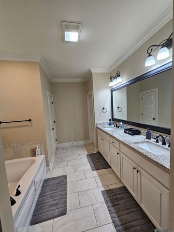 43283 Pond View Dr, Prairieville, LA 70769