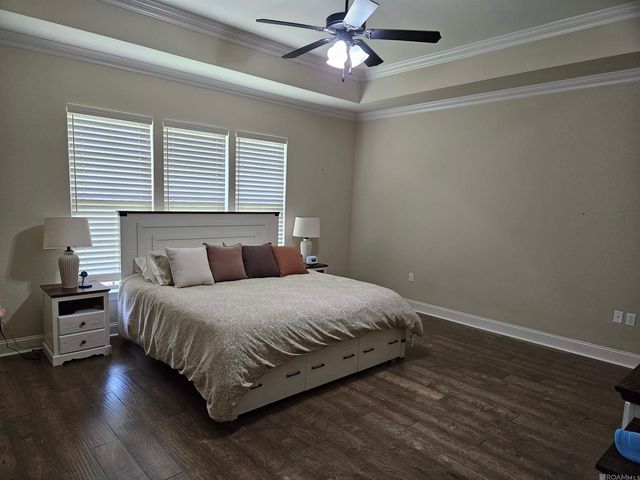 43283 Pond View Dr, Prairieville, LA 70769