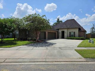 43283 Pond View Dr, Prairieville, LA 70769