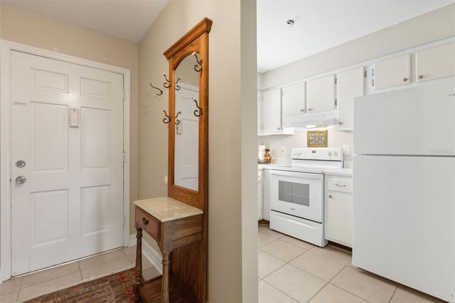 1250 S DENNING DRIVE 109, Winter Park, FL 32789