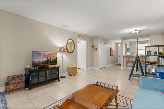 1250 S DENNING DRIVE 109, Winter Park, FL 32789