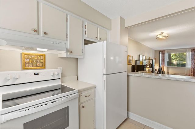 1250 S DENNING DRIVE 109, Winter Park, FL 32789