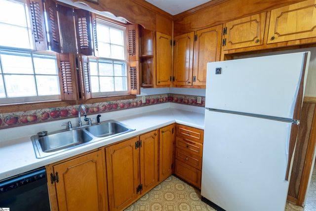 60 Blake Street, Greenville, SC 29605