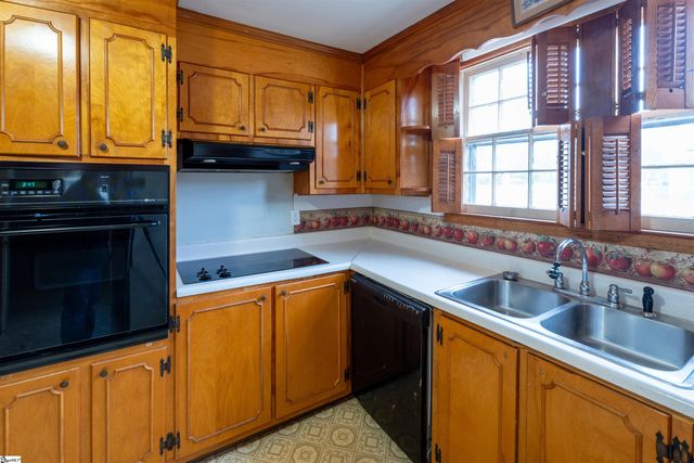 60 Blake Street, Greenville, SC 29605