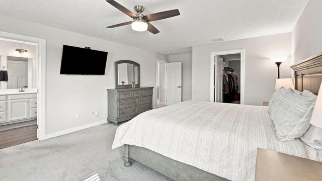 1302 Clover Street, Sunbury, OH 43074