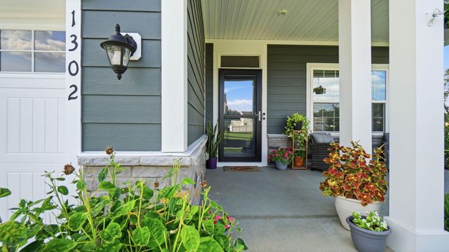 1302 Clover Street, Sunbury, OH 43074