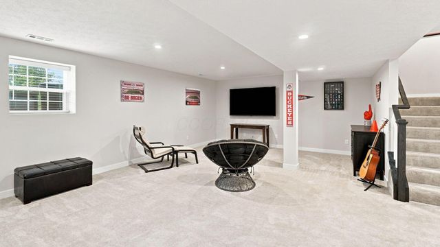 1302 Clover Street, Sunbury, OH 43074