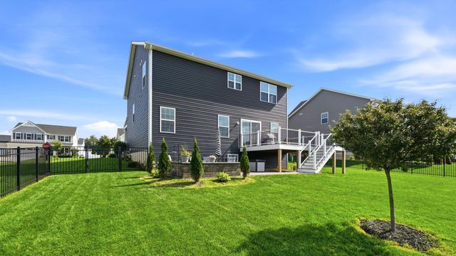 1302 Clover Street, Sunbury, OH 43074