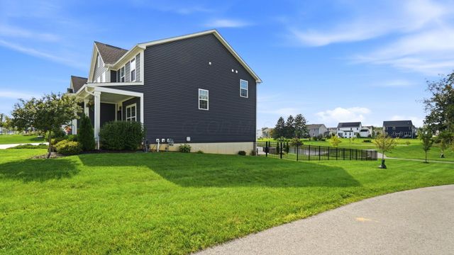 1302 Clover Street, Sunbury, OH 43074