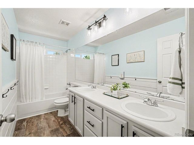 3470 Sturbridge Dr, Highlands Ranch, CO 80129