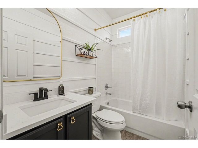 3470 Sturbridge Dr, Highlands Ranch, CO 80129