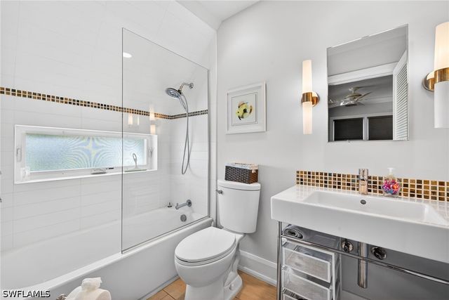 660 8th AVE S, Naples, FL 34102