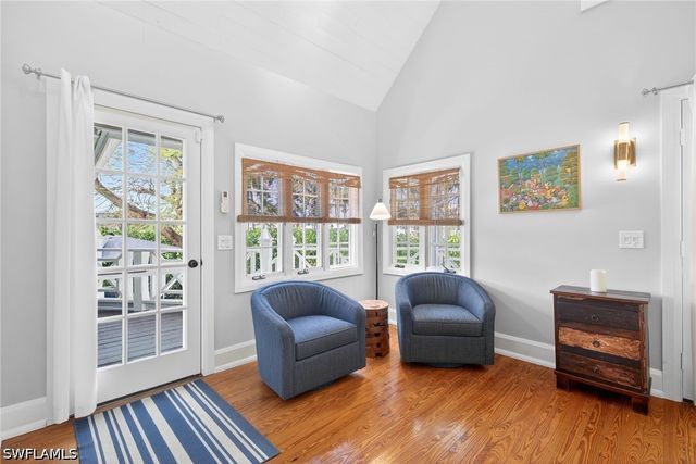 660 8th AVE S, Naples, FL 34102