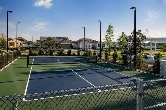 2416 Penley Court, Bakersfield, CA 93311