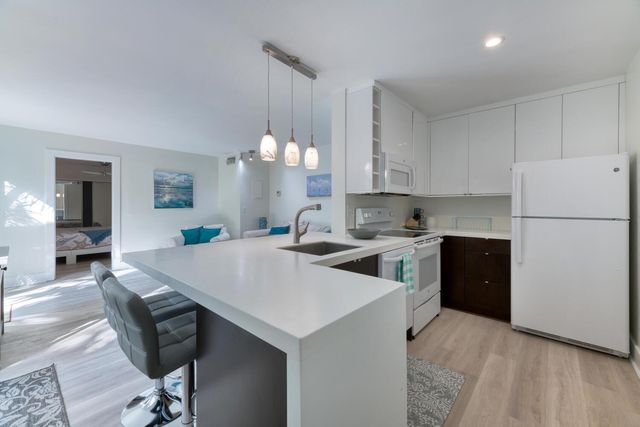 1605 Us-1 12b, Jupiter, FL 33477