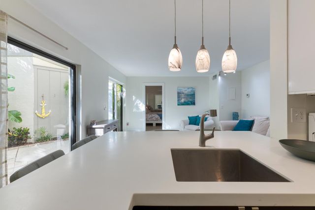 1605 Us-1 12b, Jupiter, FL 33477