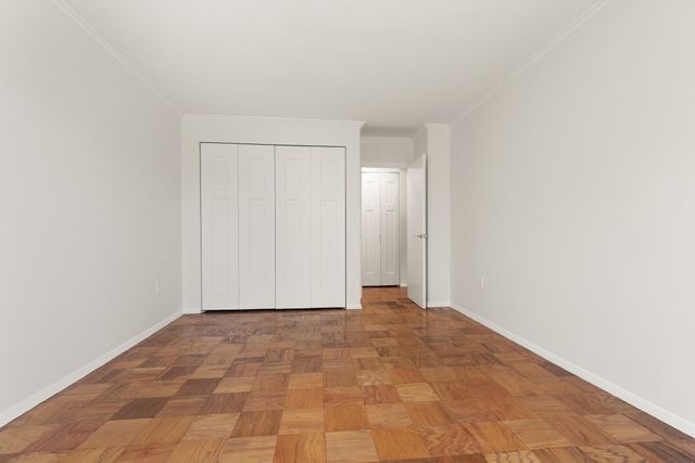 2 Hawthorne Place 5H, Boston, MA 02114