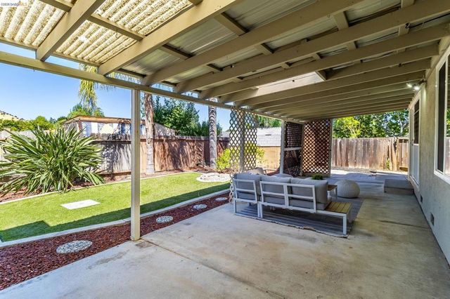 2113 Cordoba Way, Antioch, CA 94509