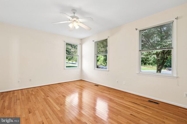833 MISSION VALLEY LN, Annapolis, MD 21401