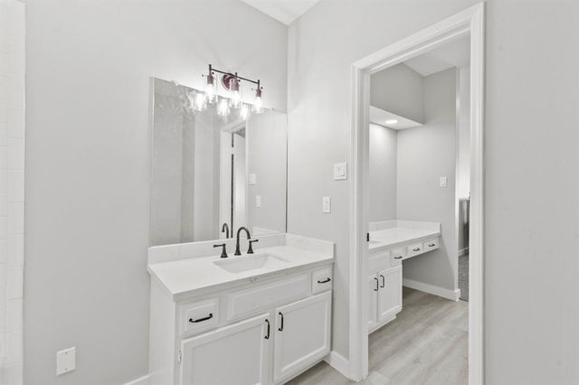 550 Wilcrest Drive 550, Houston, TX 77042