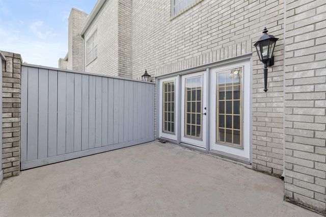 550 Wilcrest Drive 550, Houston, TX 77042