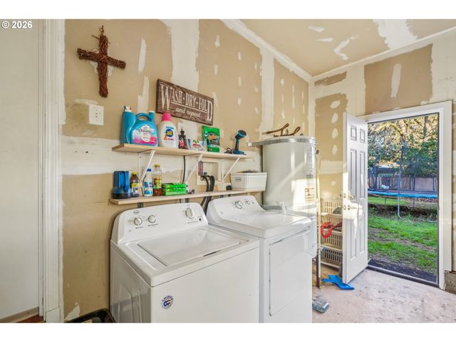 710 Se 155TH Ave, Portland, OR 97233