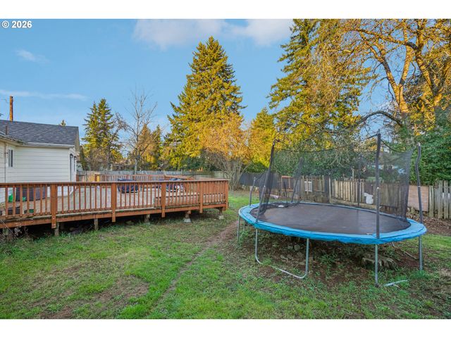 710 Se 155TH Ave, Portland, OR 97233