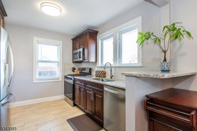 22 Delmar Ave, Morris Twp., NJ 07950