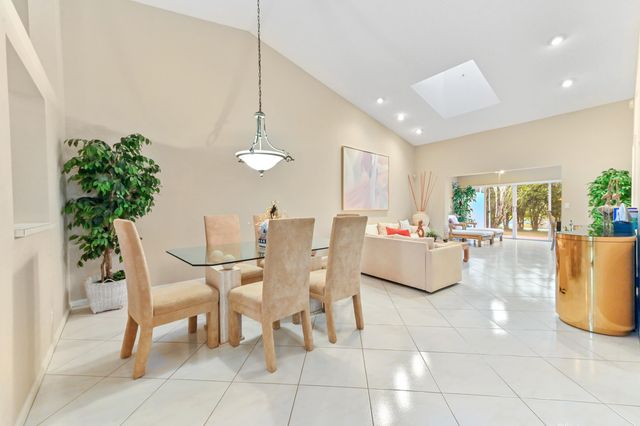 7192 Summer Tree Drive, Boynton Beach, FL 33437