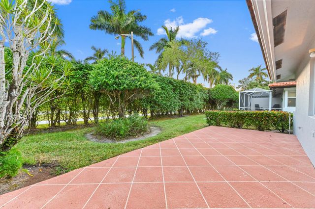 7192 Summer Tree Drive, Boynton Beach, FL 33437