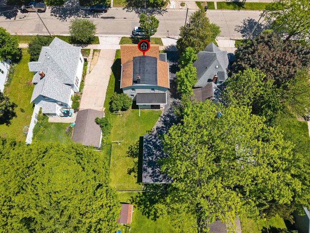 719 N FAIR STREET, Appleton, WI 54911