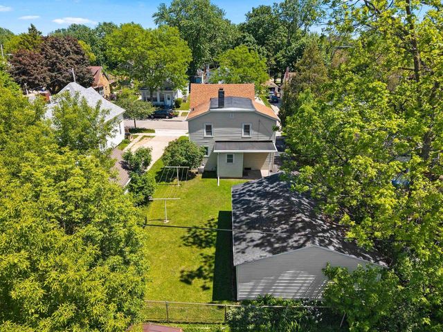 719 N FAIR STREET, Appleton, WI 54911